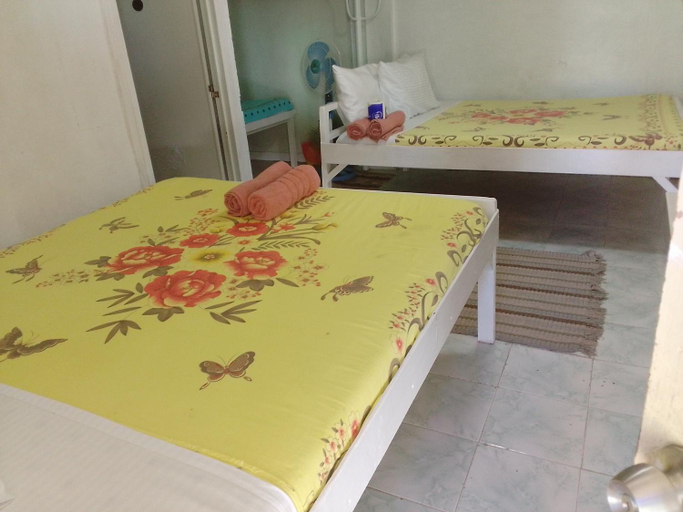 Others 4, Cronin Residence, Oslob