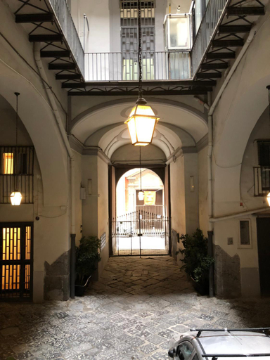 Others 3, B&B Palazzo Majorana, Napoli