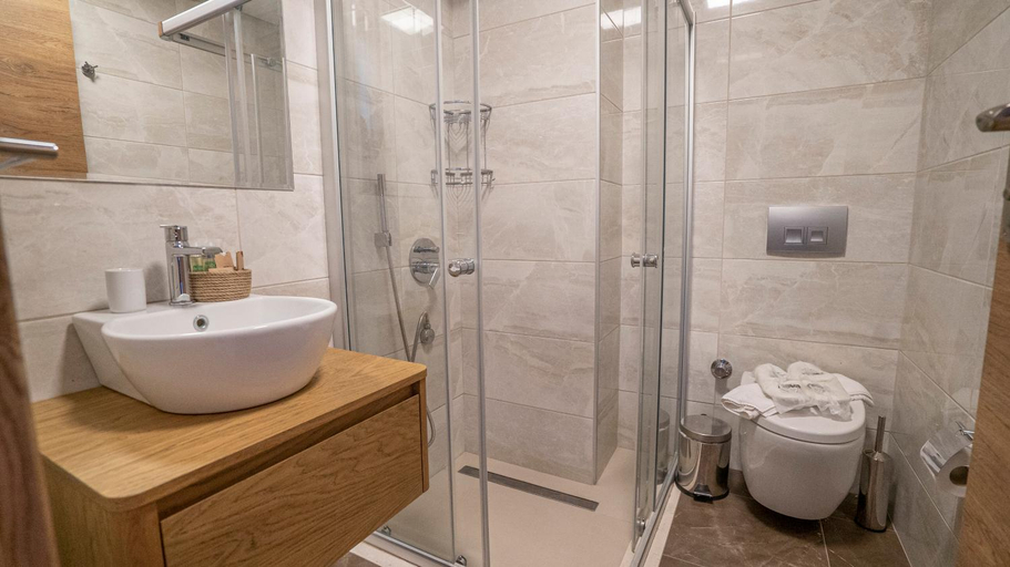 Bathroom 2, Neva Hotel Alacati, Çeşme