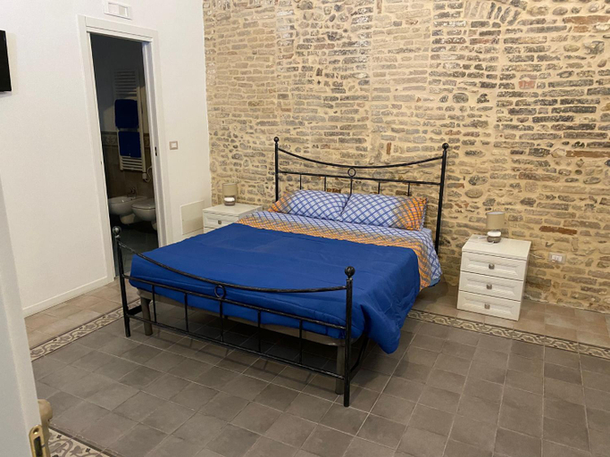 Others 3, RESIDENZA IN PIAZZETTA, Chieti