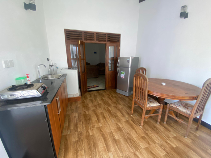 Others 5, Niro Home Kamburugamuwa , Weligama