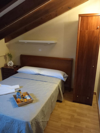 Others 2, Hosteria Rio Negro, Cantabria