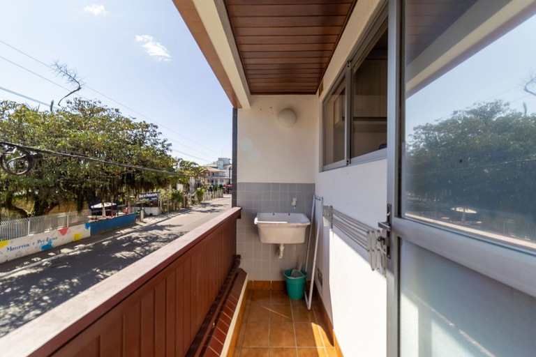 Property grounds, Apt 6 min From the sea in Canasvieiras-sc Rba201, Florianopolis