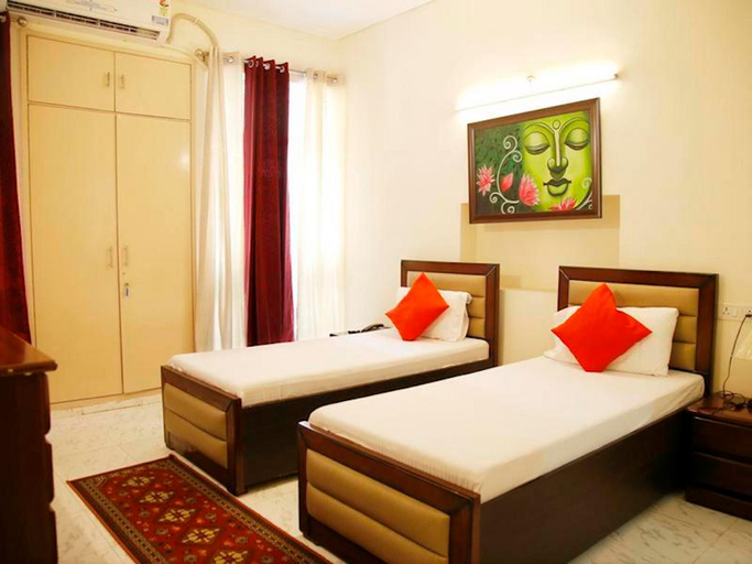 3, Room-maplewood Guest House, Neeti Bagh,, Delhi