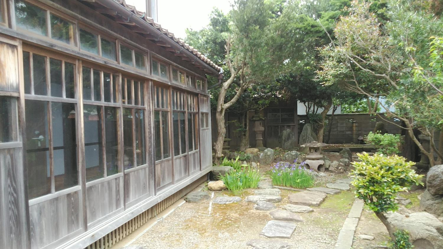 Others 3, Minshuku Kitamaebune, Kaga