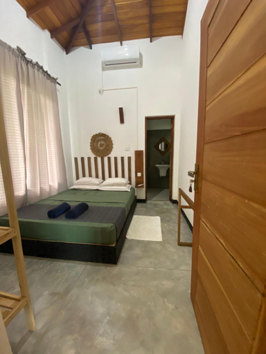 Bedroom 2, Secret House Hirikatiya, Dickwella