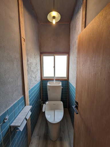 Bathroom, 古民家ゲストハウス -Yokado Kirikushi- 穏やかな余暇を瀬戸内の島で, Etajima