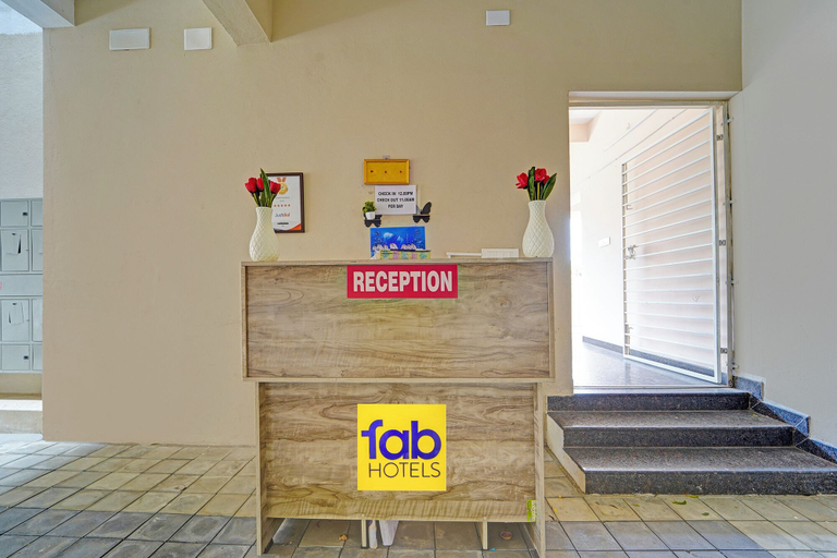 Reception 2, Fabhotel Praneeth Residency, Tiruppur