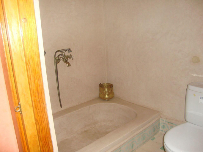 Bathroom 4, Riad Bensaid, Marrakech