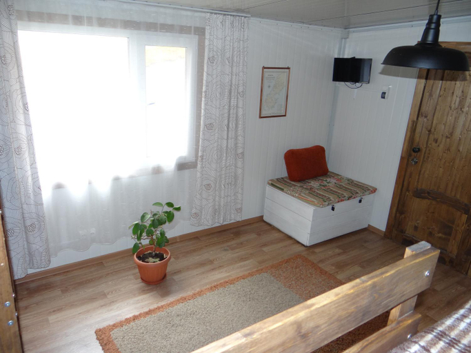 Others 5, Sherlock Holl Hostel, Vladivostok gorsovet