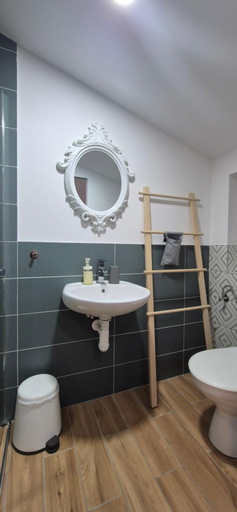 Others 5, X Rooms, Našice