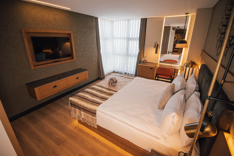 Bedroom 3, Panagia Premiere Hotel, Merkez