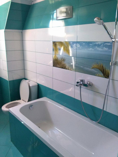 Bathroom 2, Morska Zvezda Guest House, Sozopol