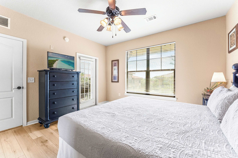Room 2, Tuscan Paradise At Bella Piazza, Polk