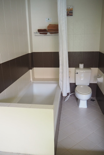 Bathroom 3, Villa Thongbura, Pattaya