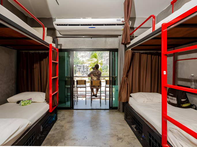 Bedroom 2, Sleeper Hostel, Mueang Krabi