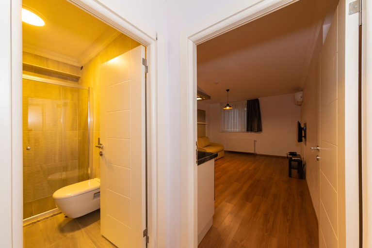 Bathroom 5, Joy Suites, Şişli