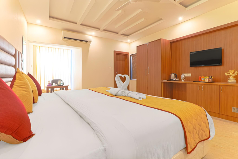 Bedroom 2, Hotel Lorven, Chittoor