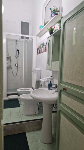 Bathroom 3, House Rdue The Historic Center Palermo, Palermo