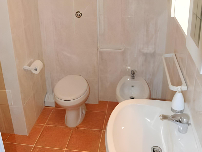 Bathroom 3, L'Antica Dimora, Brindisi