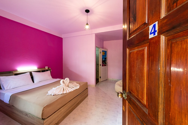 Bedroom 2, myPatong Social Hostel, Phuket Island