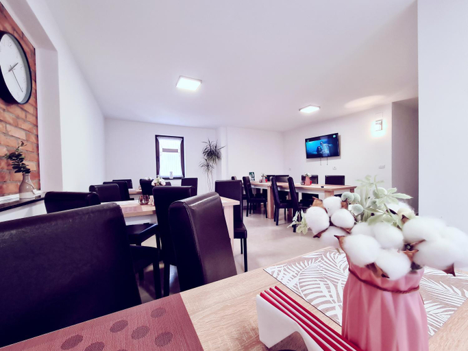 Food & Drinks, Pensiunea Aida, Gura Humorului