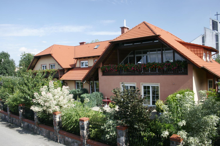 Others 2, Villa Justina, Chojnice