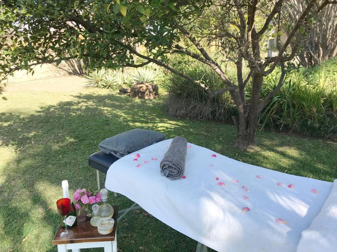 Others 2, Erin Guesthouse and B&B, Uthukela