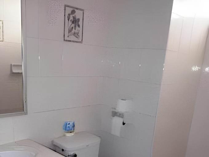 Bathroom 3, J. Mansion, Mueang Krabi