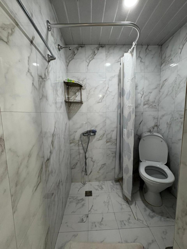 Bathroom 3, Sun House