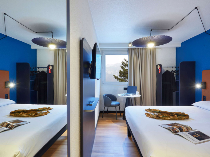 Bedroom 3, ibis Sallanches Porte du Mont-Blanc, Haute-Savoie