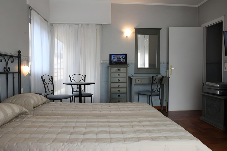 Bedroom 3, Hôtel Alexandra, Alpes-Maritimes