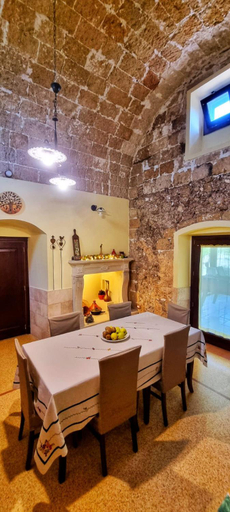 Others 3, Villa Elda, Lecce