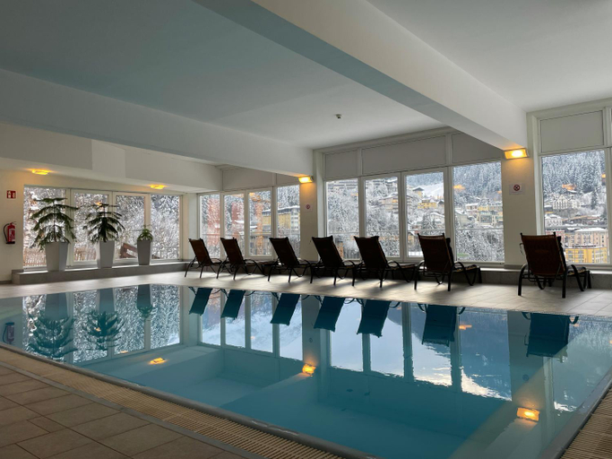 Swimming pool 2, Diamond Suite - Panorama Spa Lodges DAS SCHILLER, Sankt Johann im Pongau