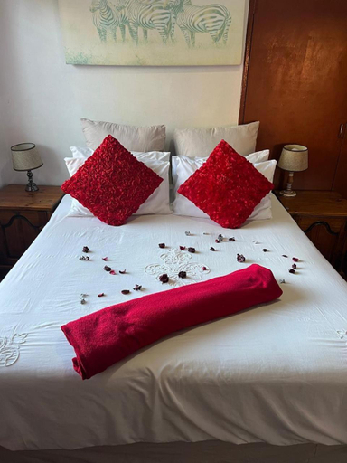 Bedroom 3, Mrakes Guesthouse, Lejweleputswa