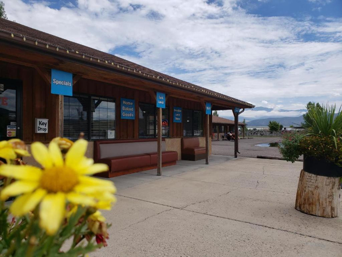 2, Butch Cassidy Resort, Piute