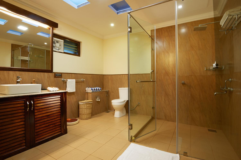 Bathroom 3, Tranquil Resort - A BluSalzz Collection, Wayanad