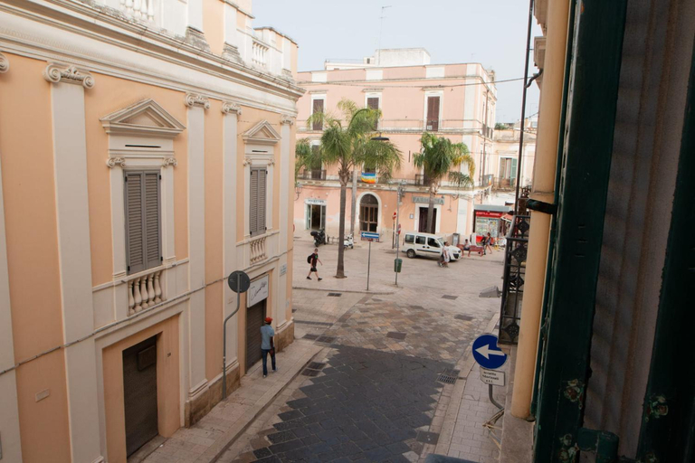 Others 4, Freedhome, Brindisi