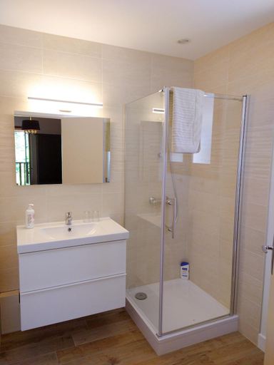 Bathroom 3, La Colline - Chambre d'hotes - B&B, Dordogne