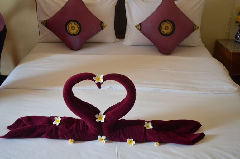 Bedroom 2, Bonny Hotel, Ko Samui