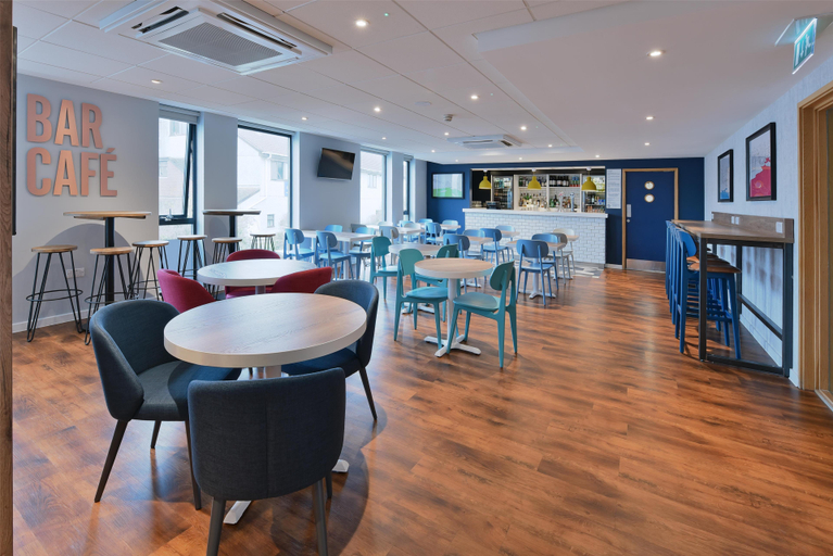 Food & Drinks 4, Travelodge Newquay Seafront, Cornwall