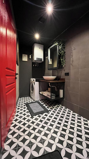 Bathroom 5, Thalia Suites Hotel, Kağıthane