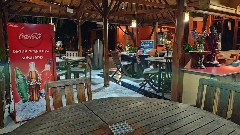 Food & Drinks 4, Keyani Bungalows, Buleleng