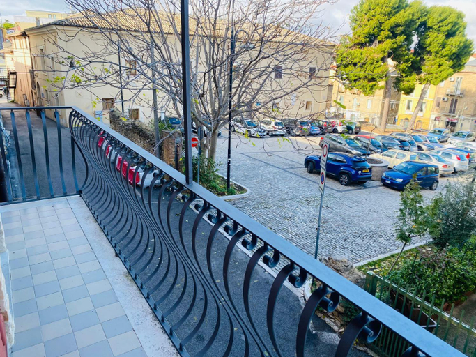 Others 4, RESIDENZA IN PIAZZETTA, Chieti