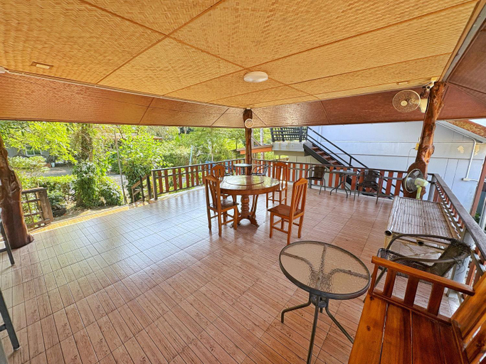 Food & Drinks 4, Krabi Ava Hill, Mueang Krabi