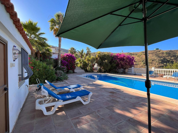 Sport & Beauty 2, Comfortable luxury villa with private swimming pool, Málaga