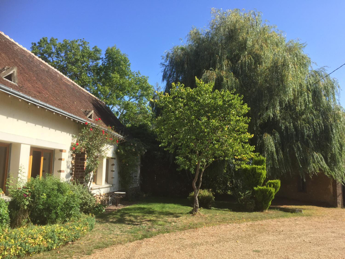 Others 4, Le Mesnil, Orne