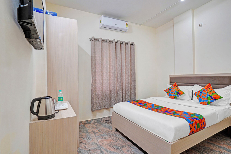 Room 5, Fabhotel Platinum, Bangalore
