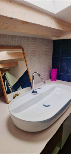 Bathroom 3, 2 Sicilie Rooms and Suite in Centro, Palermo