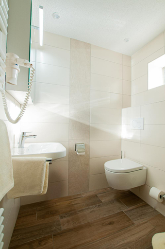 Bathroom 3, Landhaus Muller, Mayen-Koblenz